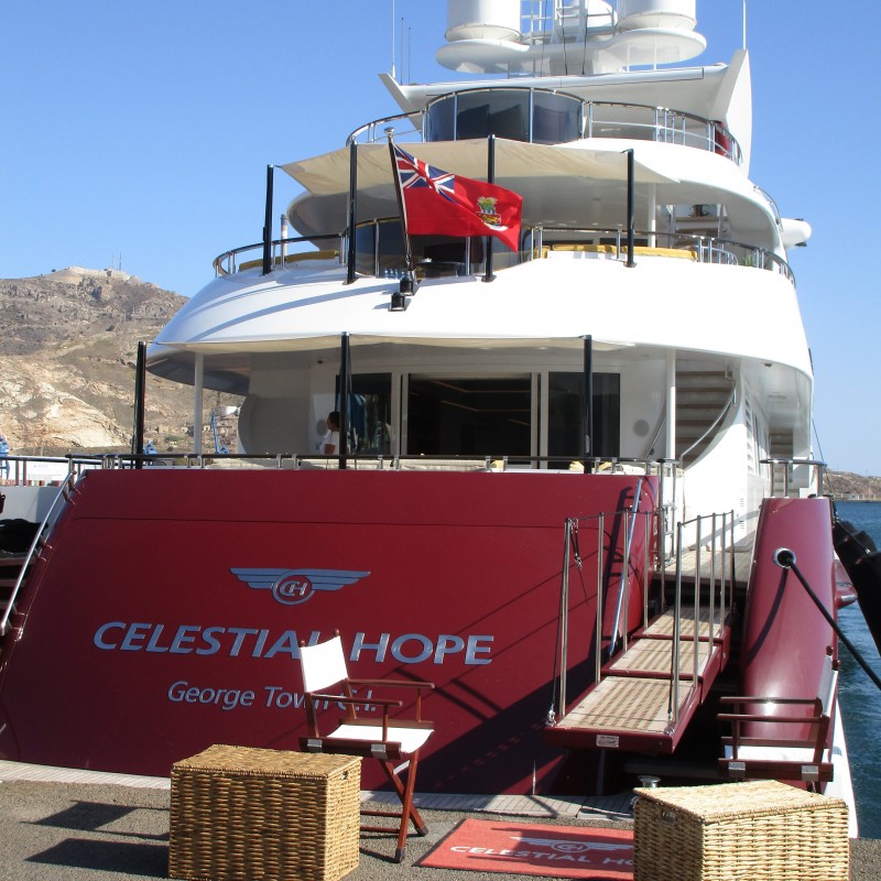 Celestial Hope visita Yacht Port Cartagena (1)